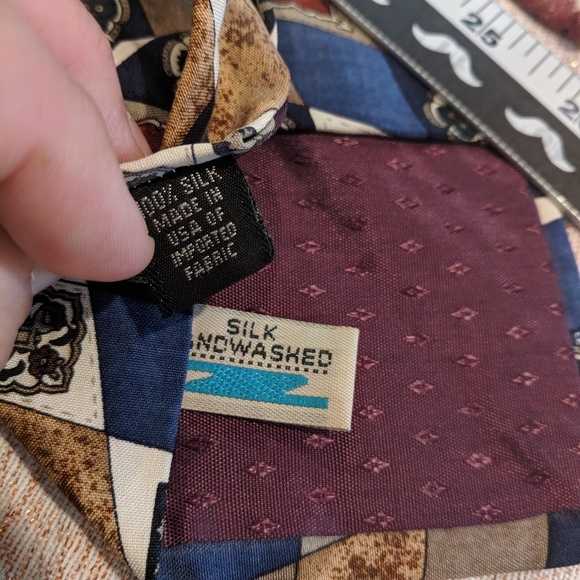 2 Robert Stock vintage 100% silk patterned ties - Picture 7 of 7